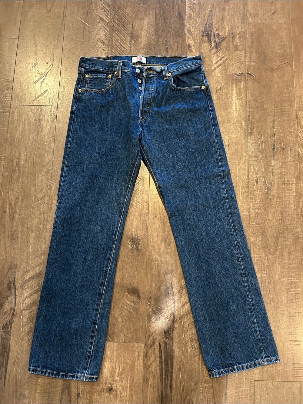 LEVIS MENS BUTTONFLY 501 JEANS - Picture 3 of 4